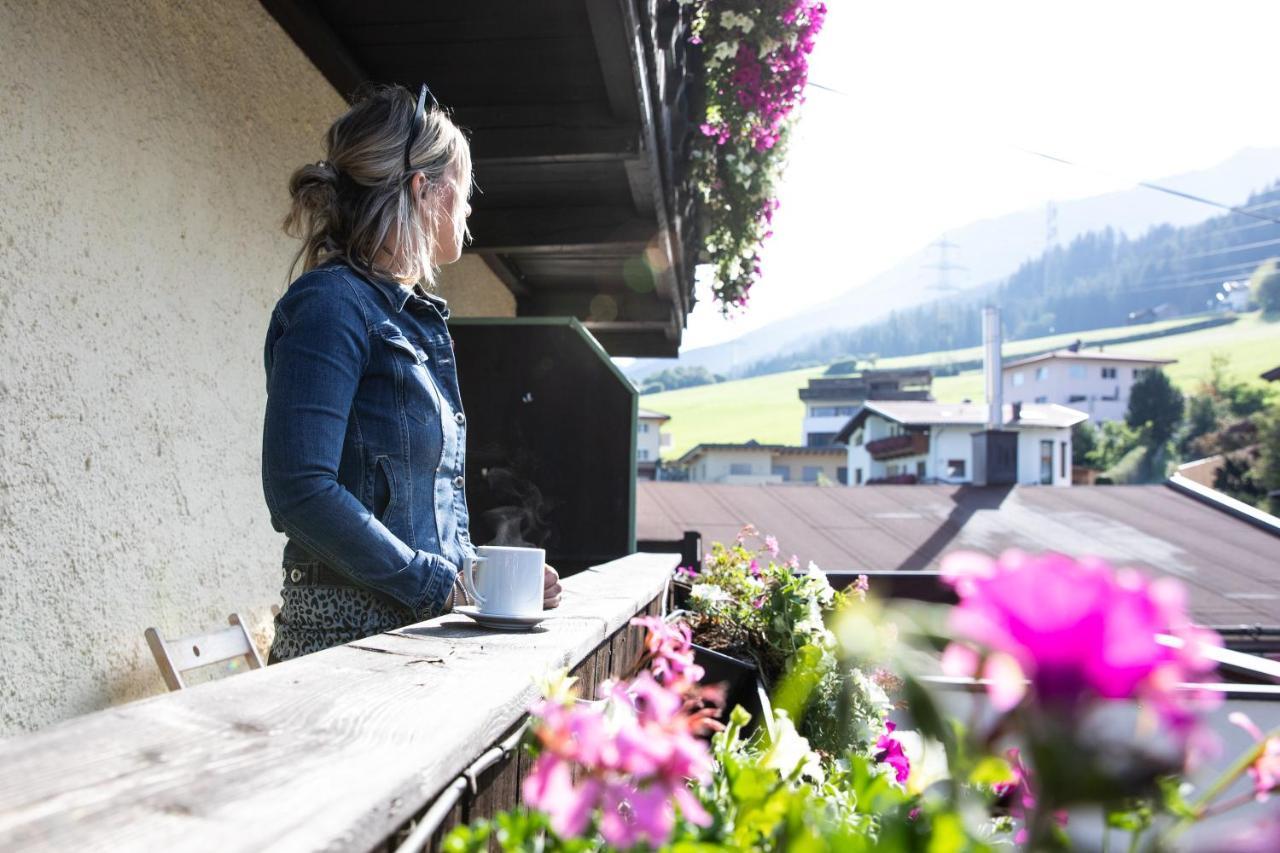 Ferienhotel Bergland Arzl im Pitztal Eksteriør bilde